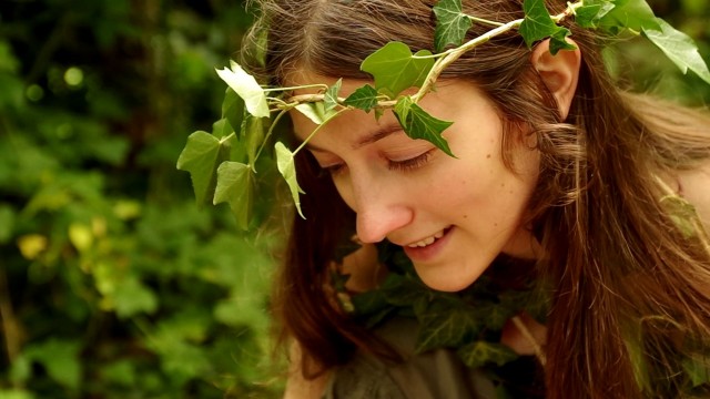 Enchantée...